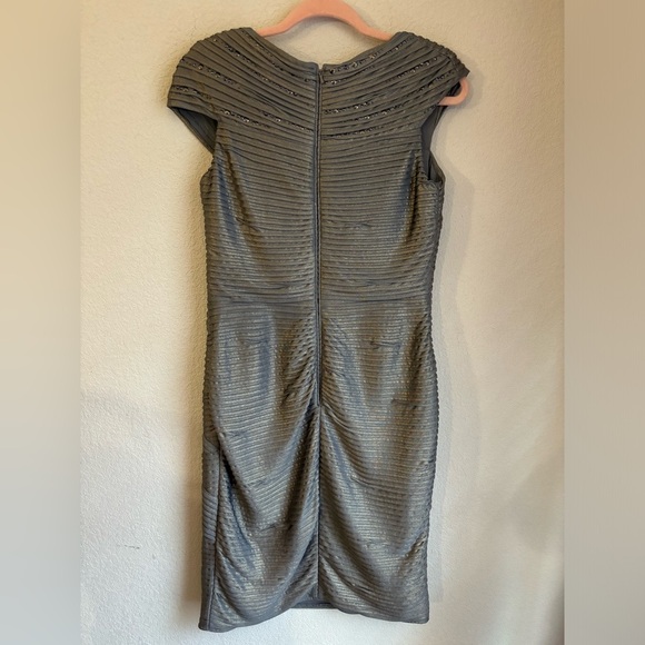 Tadashi Shoji Pewter/Gold Basket Weave Studded Stretch Bodycon Cocktail Dress M - Picture 7 of 15
